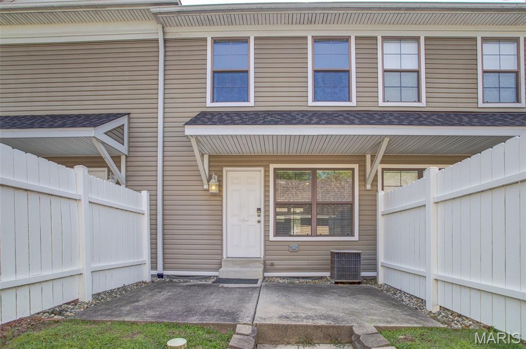 5013 River Aire Drive Unit: 3
