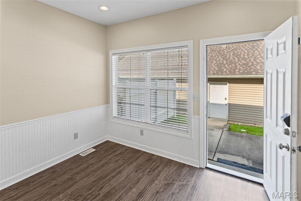 5013 River Aire Drive Unit: 3