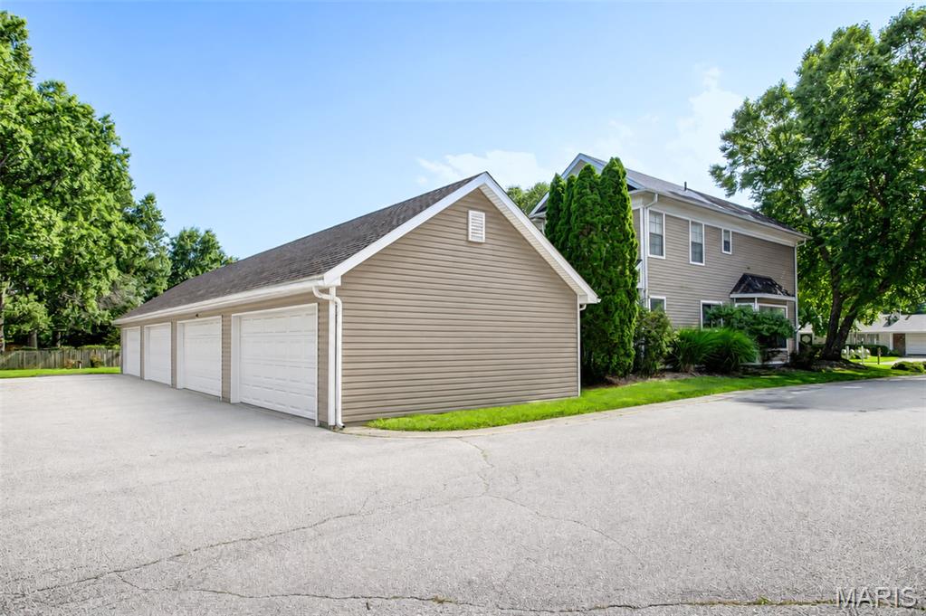 5013 River Aire Drive Unit: 3