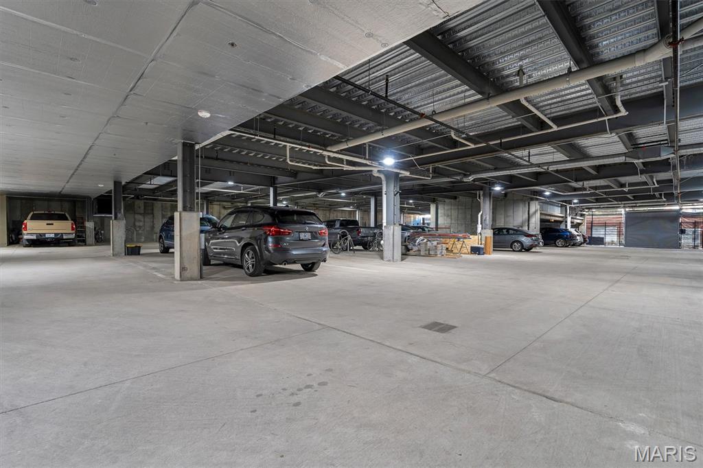 4101 Laclede Avenue Unit: 202