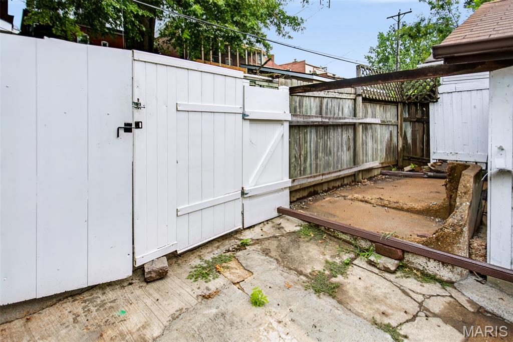 2619 Michigan