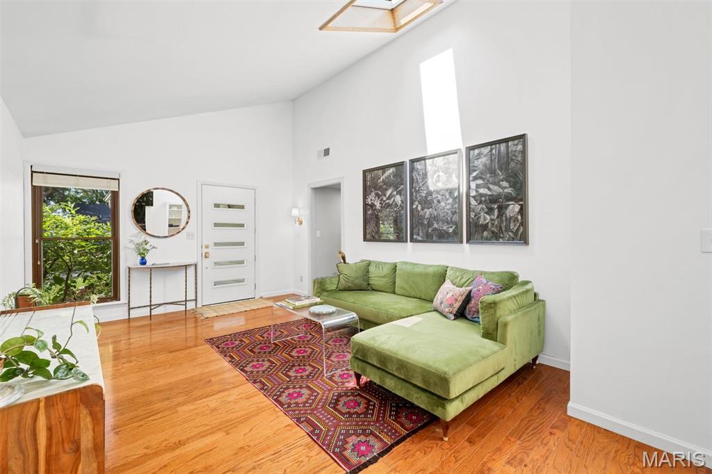 1458 Pine Row Court