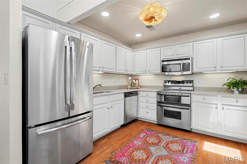 1458 Pine Row Court