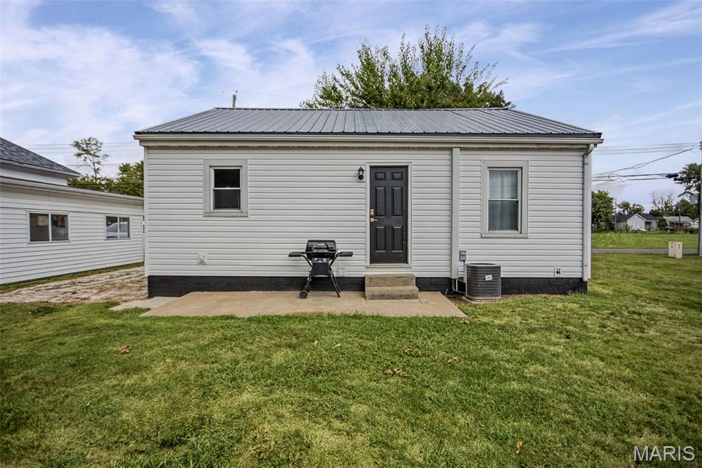 906 W Exchange Street