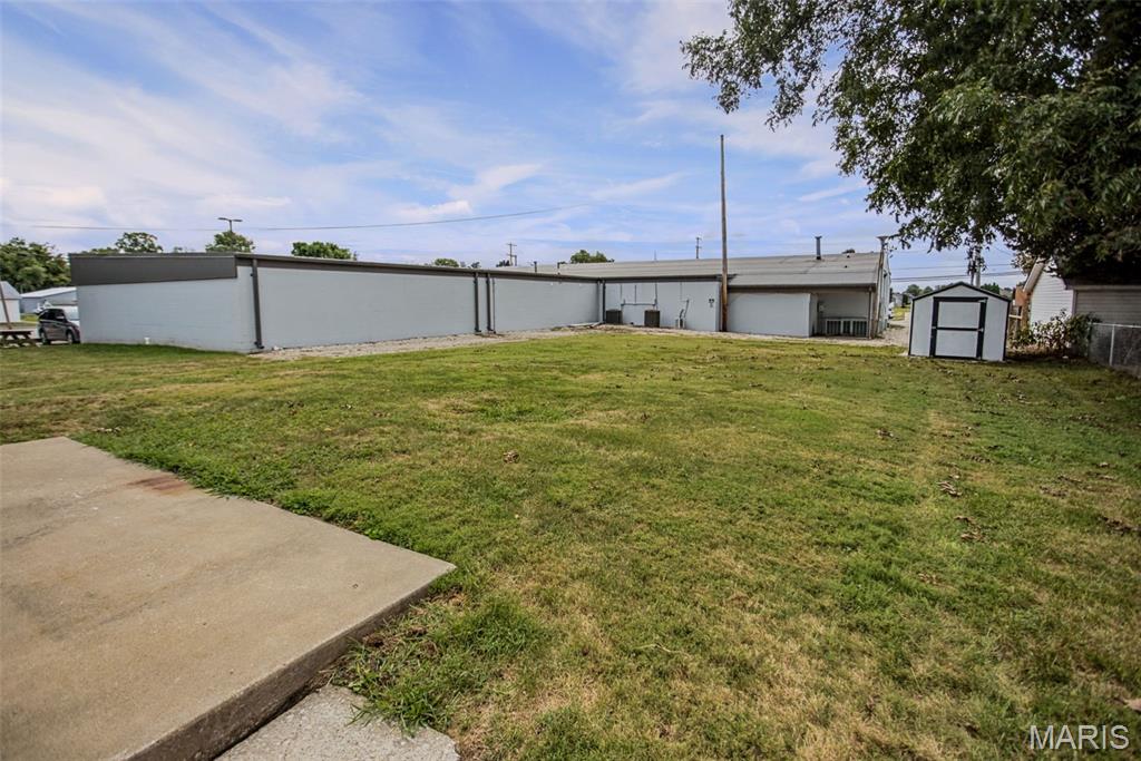906 W Exchange Street