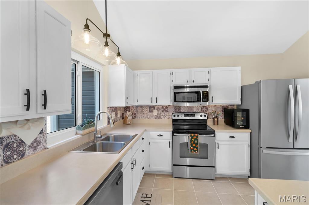 4617 Hickory Ridge View Court