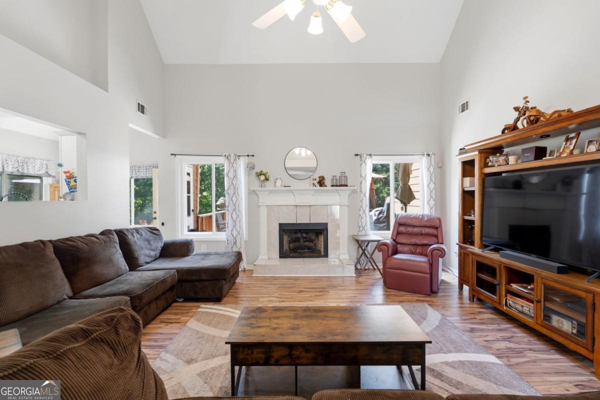 4819 Camden Drive SW