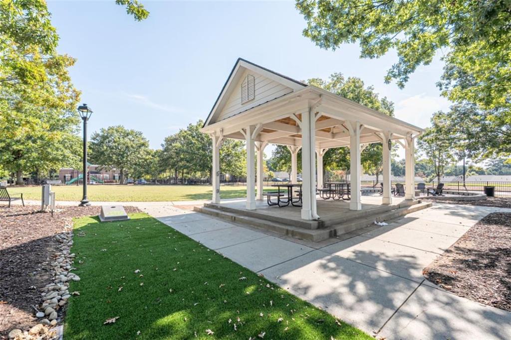 295 Hiawassee Drive
