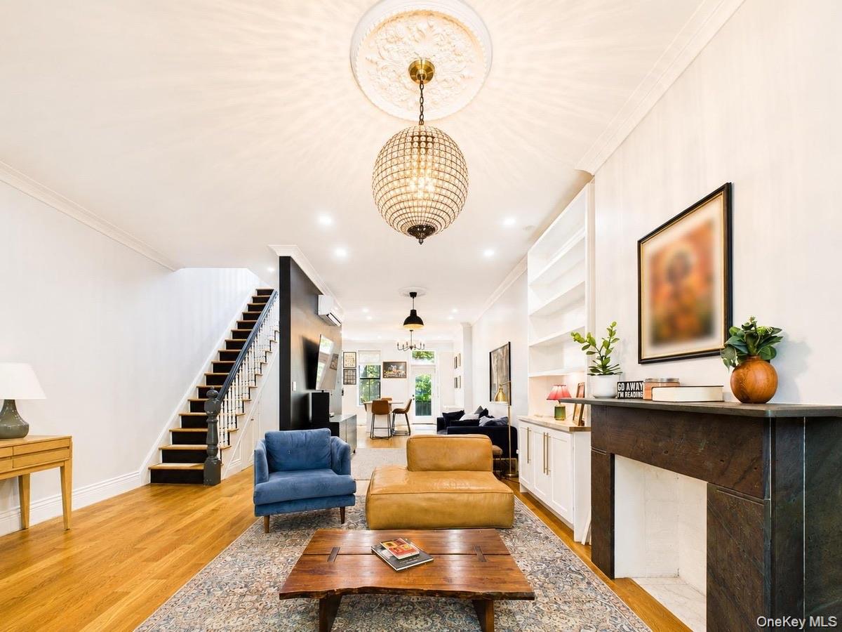 3 Jardine Place Unit: 2F