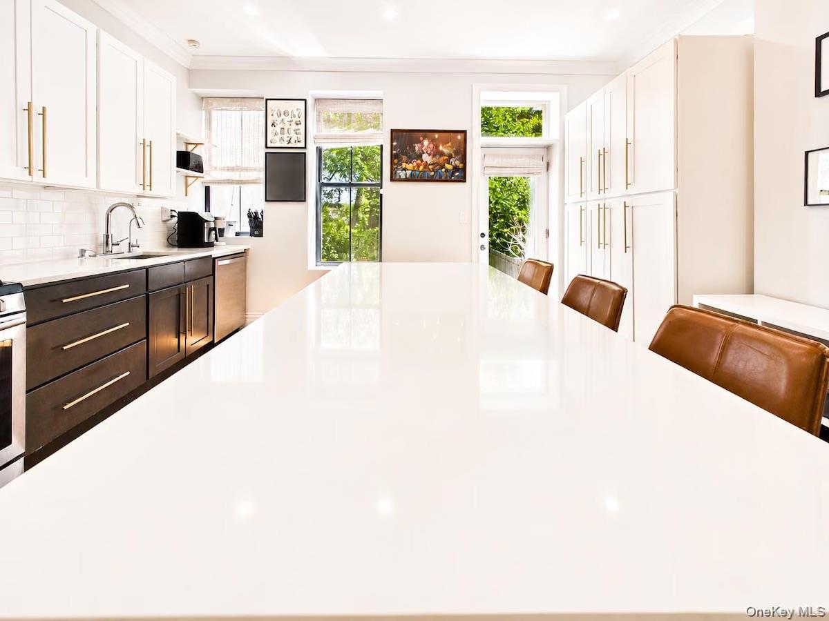 3 Jardine Place Unit: 2F