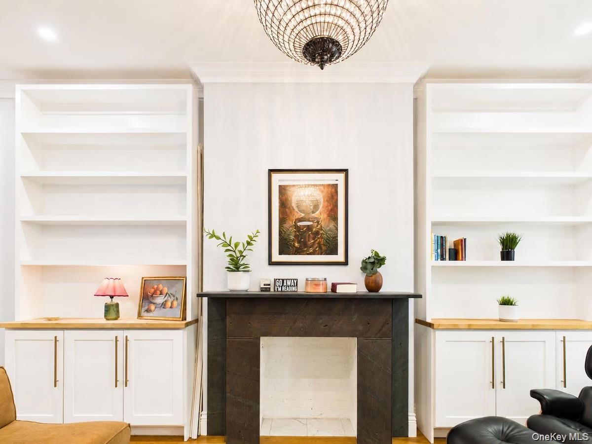 3 Jardine Place Unit: 2F