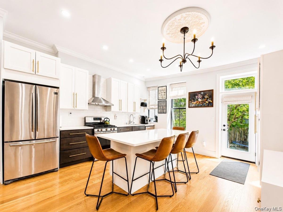 3 Jardine Place Unit: 2F