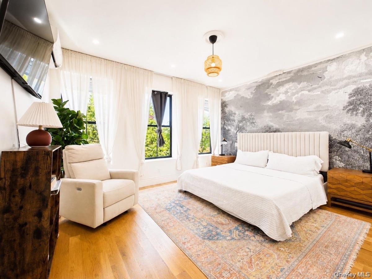 3 Jardine Place Unit: 2F