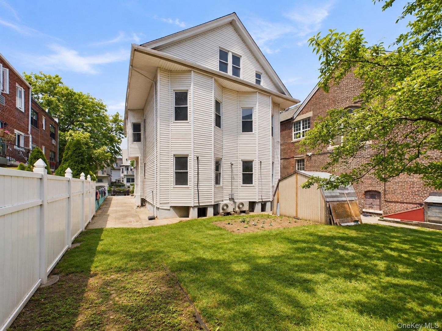 1212 Glenwood Road