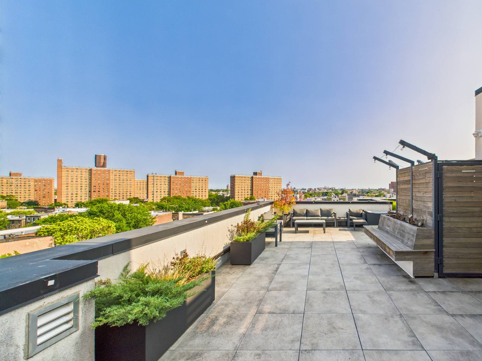 707 Willoughby Avenue 3B