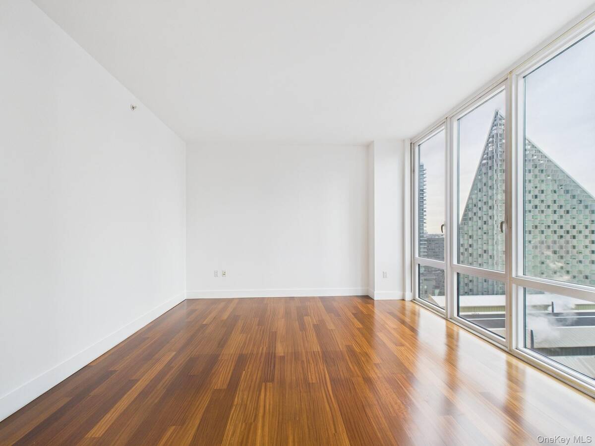 10 W End Avenue, #20B