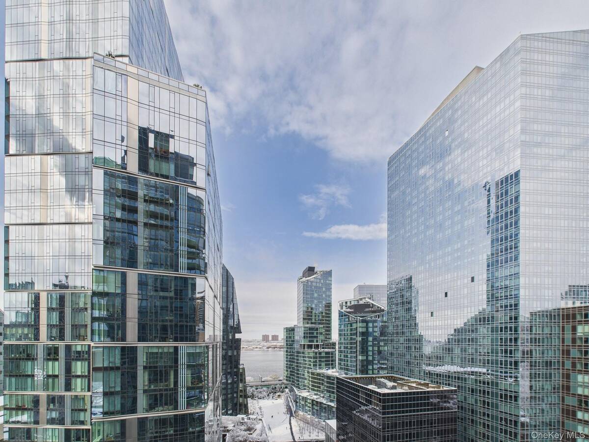 10 W End Avenue, #20B