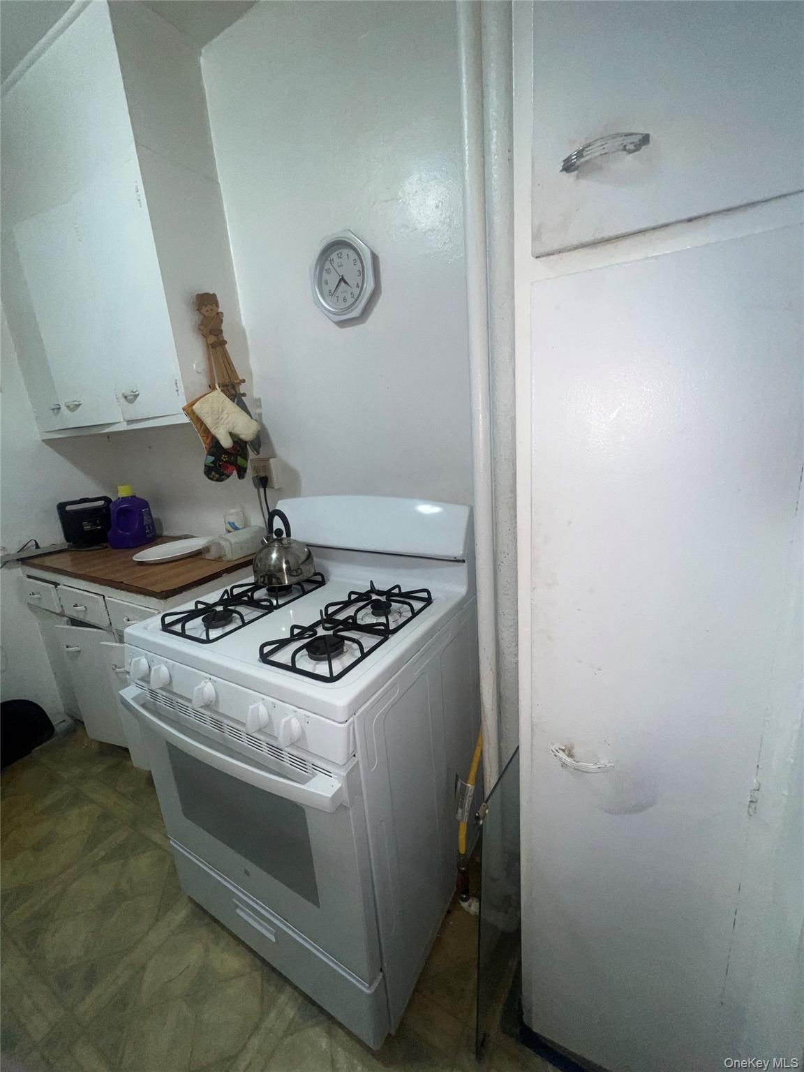 2055 Saint Raymond Ave Unit: 1B