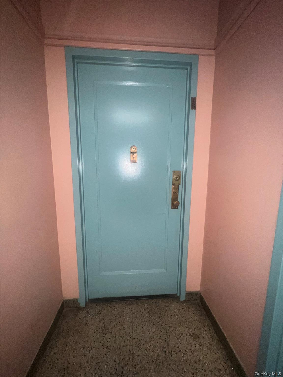 2055 Saint Raymond Ave Unit: 1B