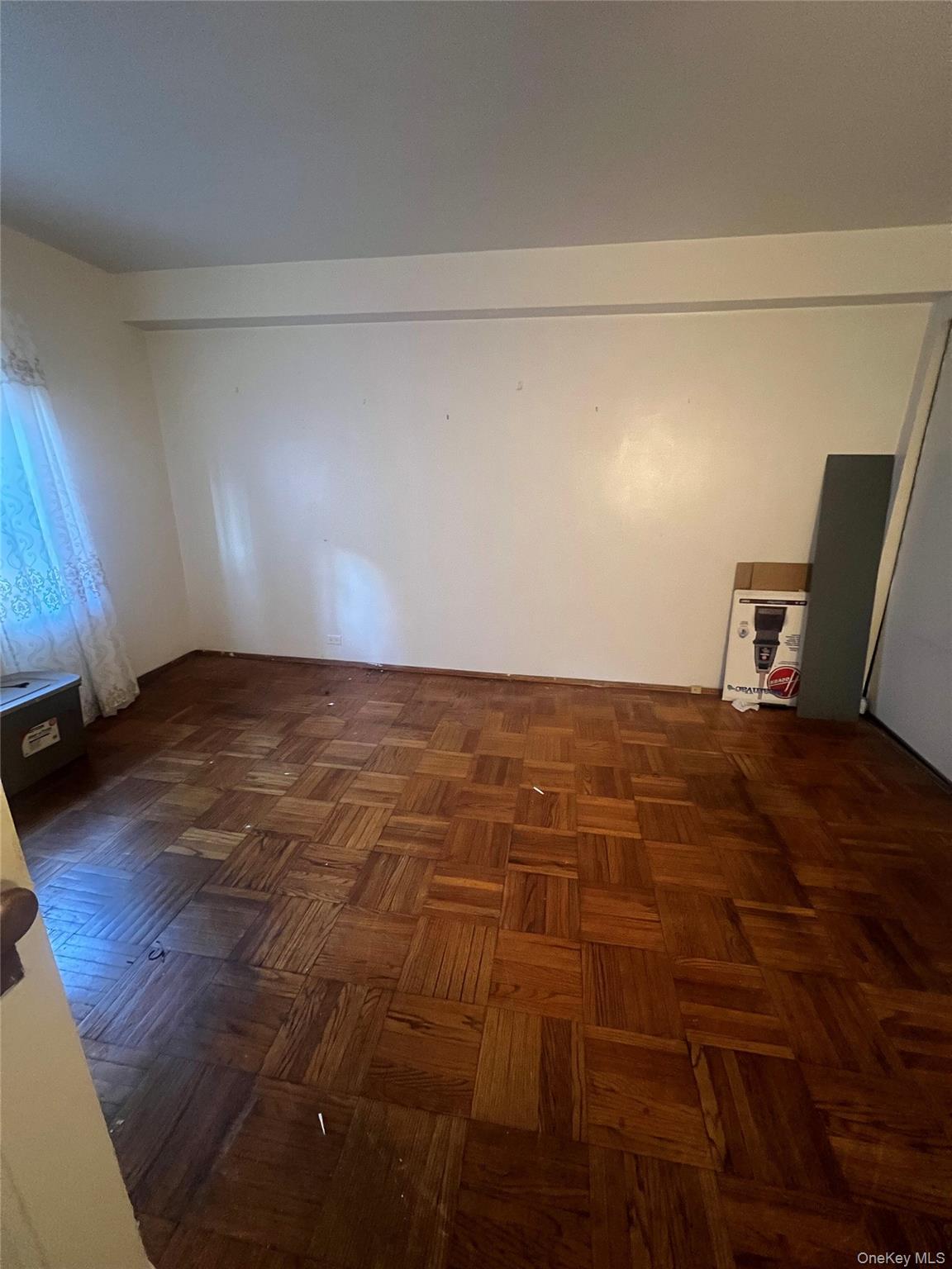 2055 Saint Raymond Ave Unit: 1B