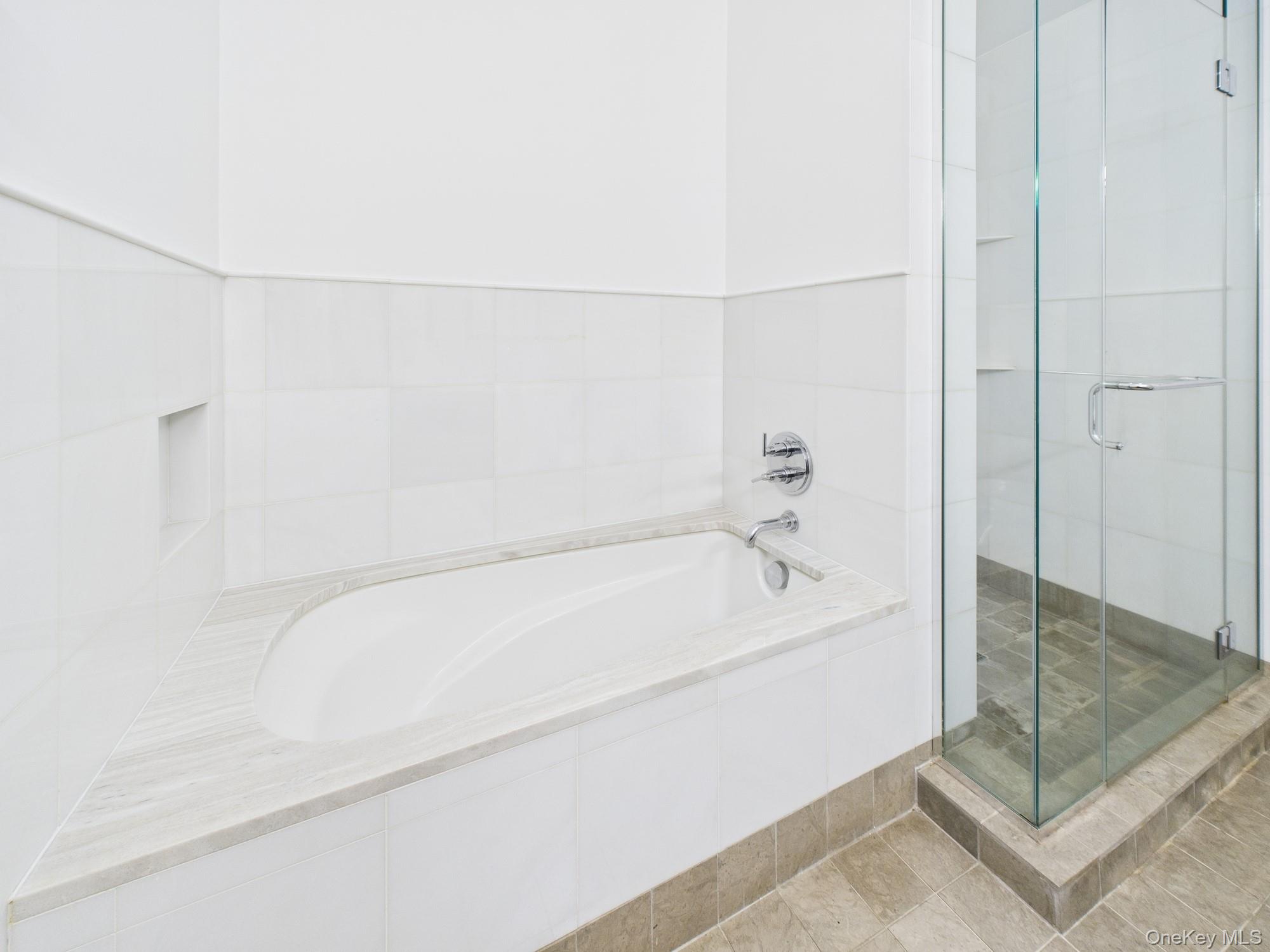 10 W End Avenue Unit: 20B