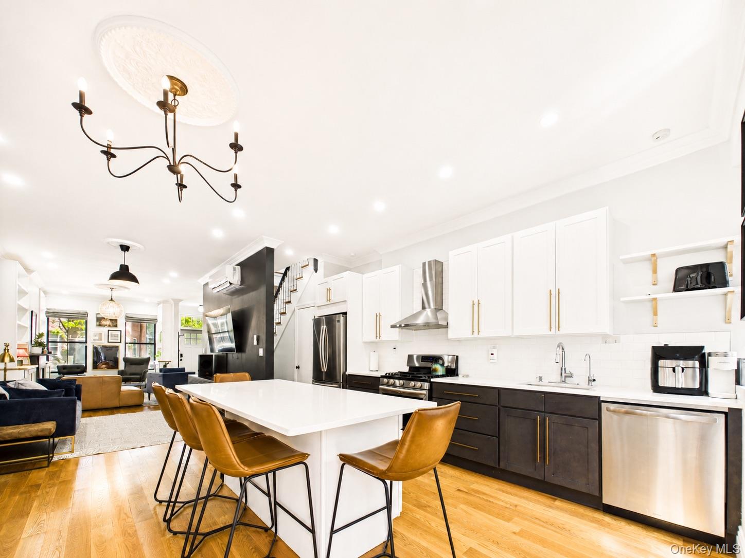 3 Jardine Place