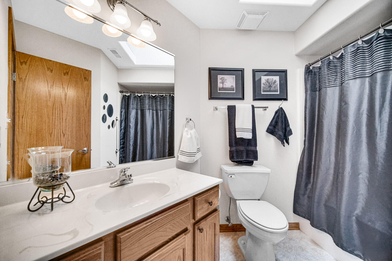 1050 Freedom Circle S