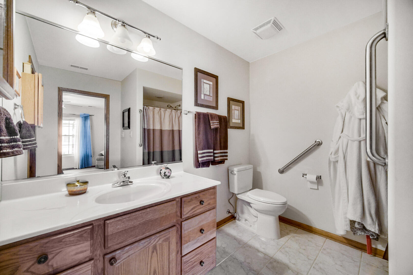 1050 Freedom Circle S