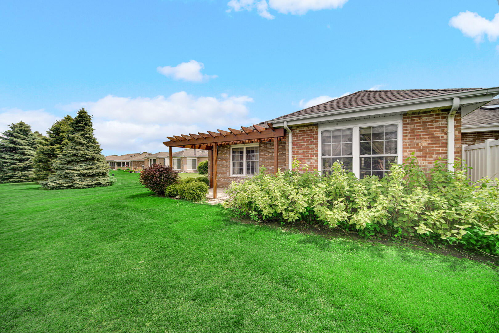 1050 Freedom Circle S