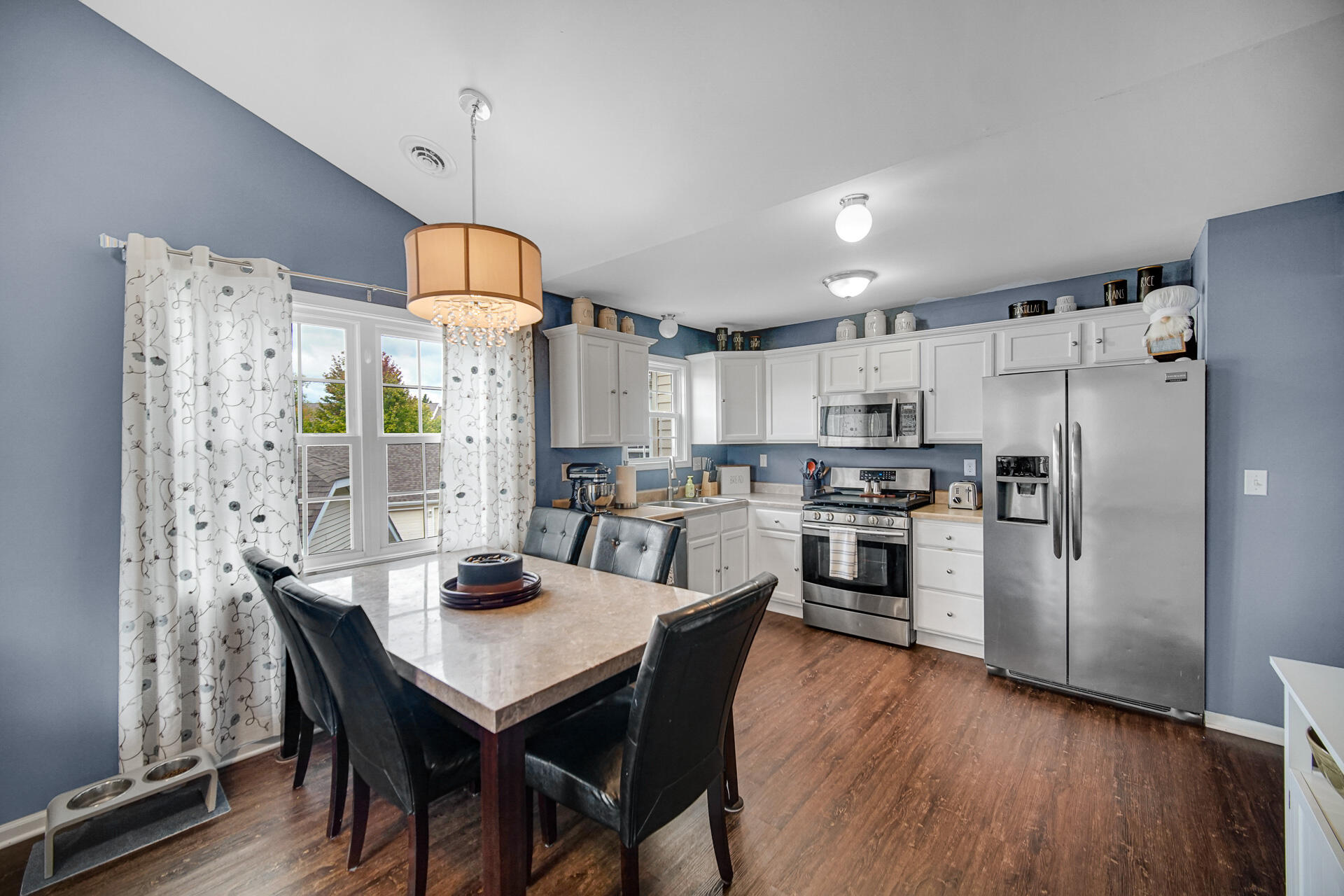 2923 Foggy Glen Drive