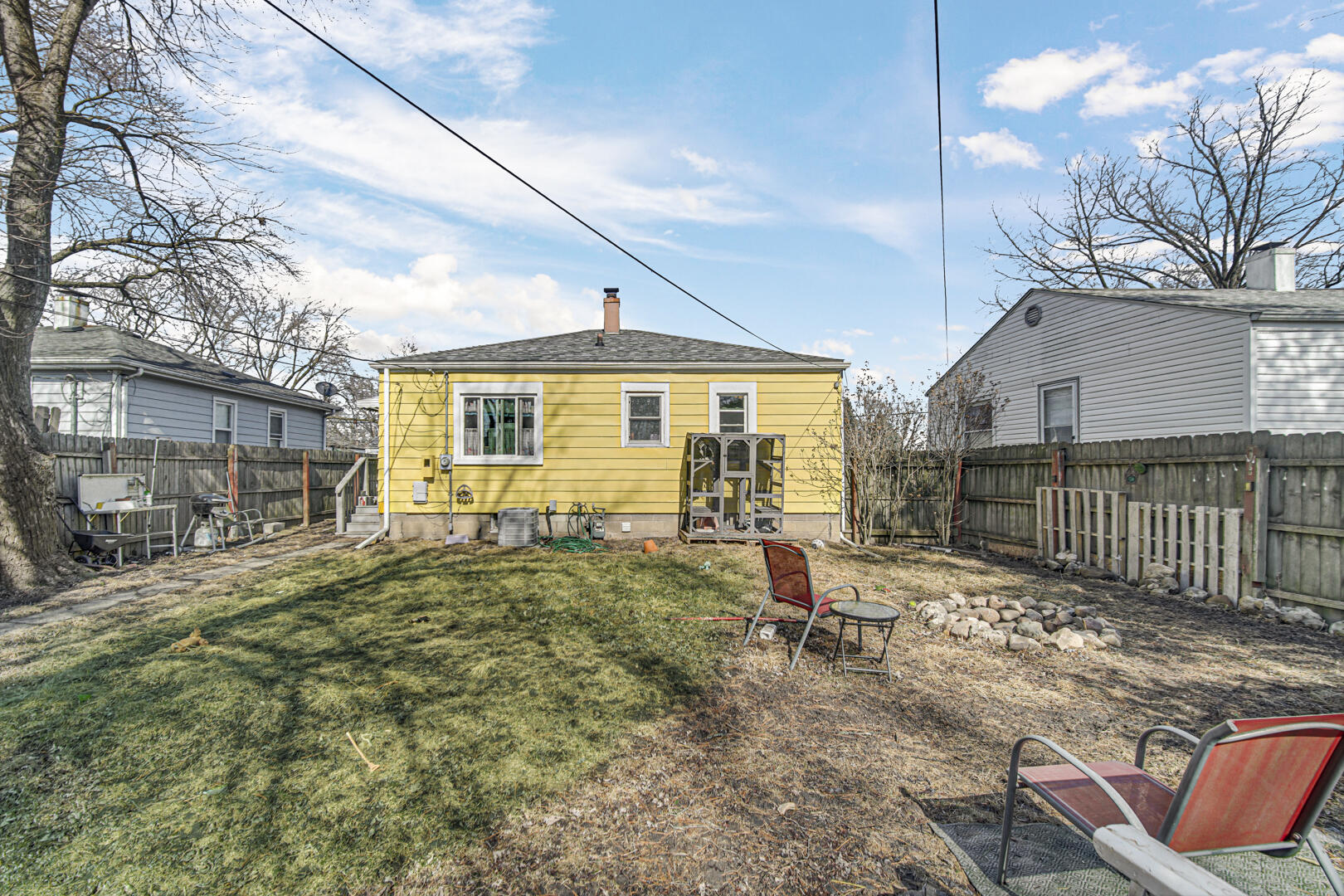 1203 W Old Ridge Road