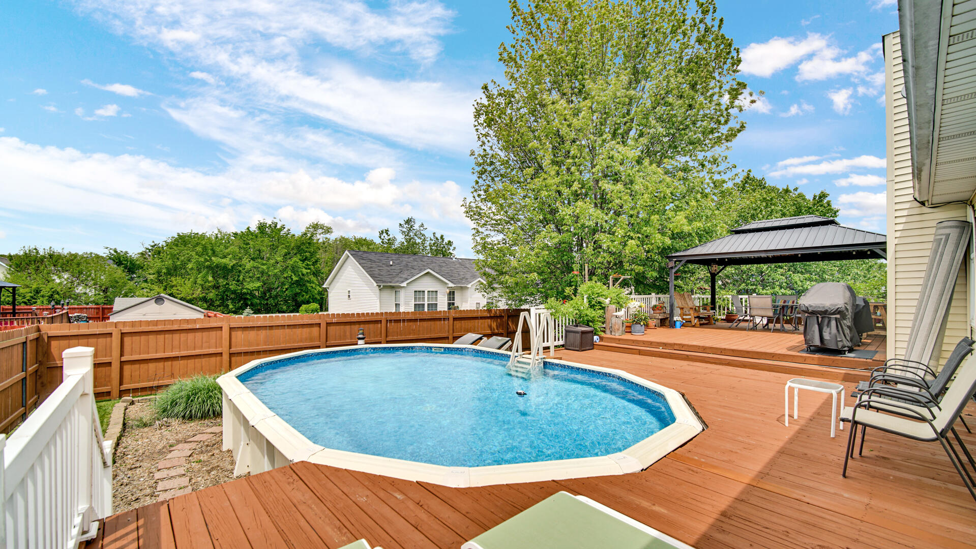 564 Fox Burrow Court