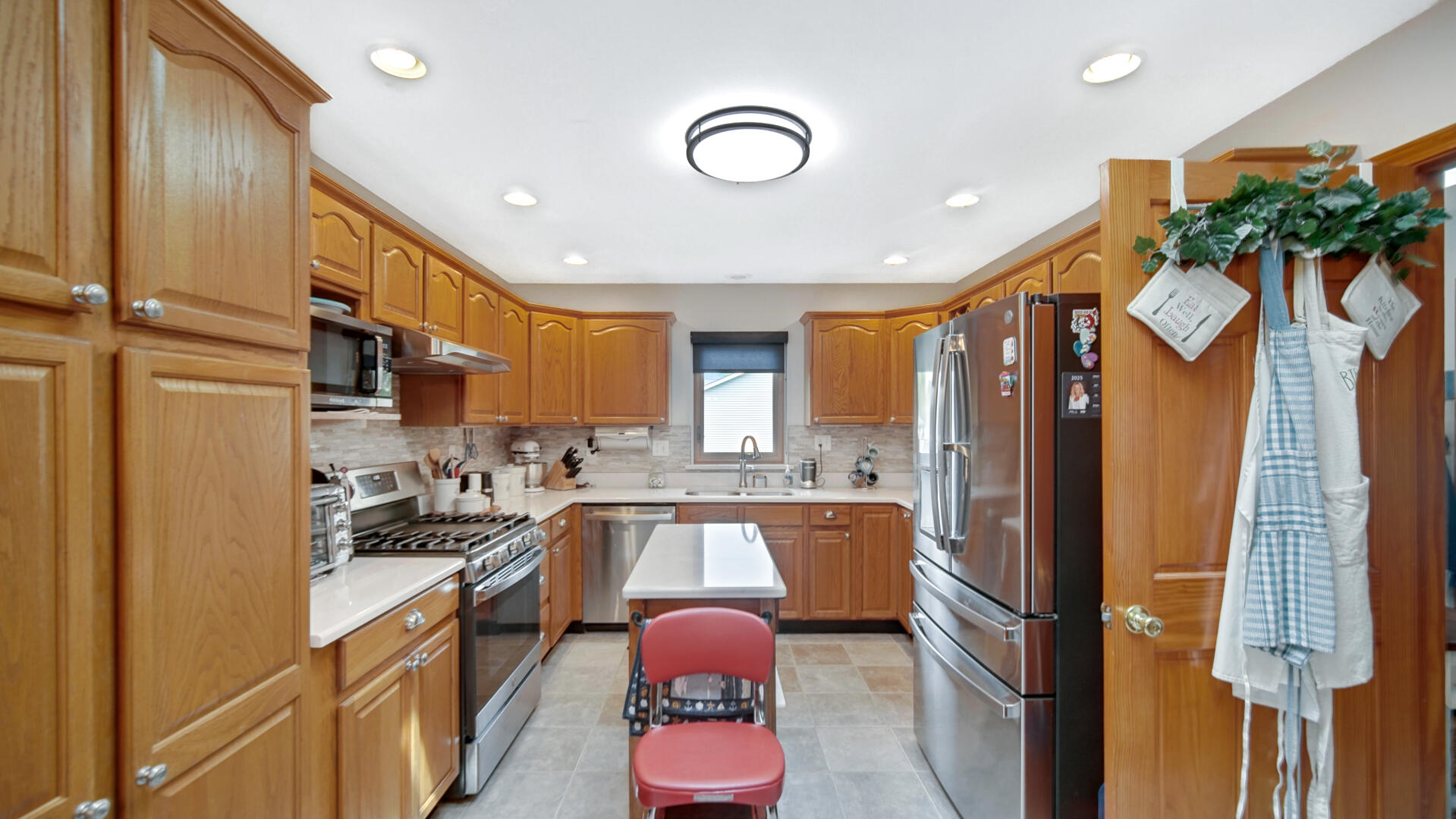 564 Fox Burrow Court