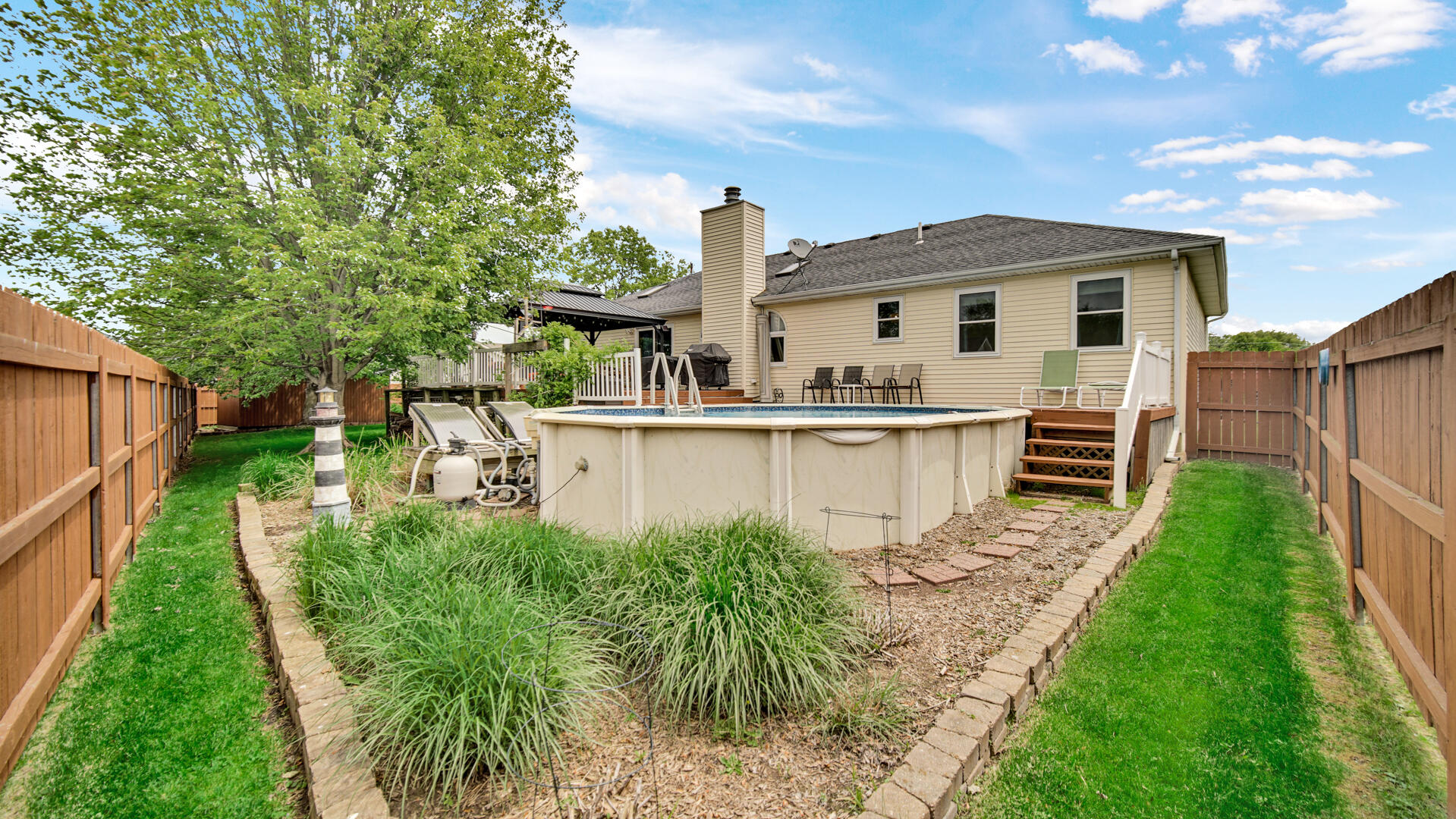 564 Fox Burrow Court