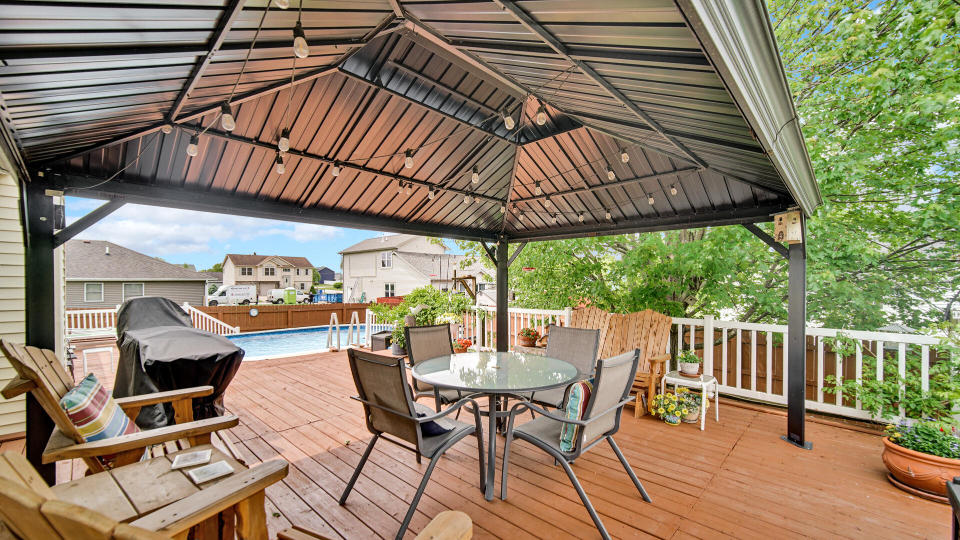 564 Fox Burrow Court