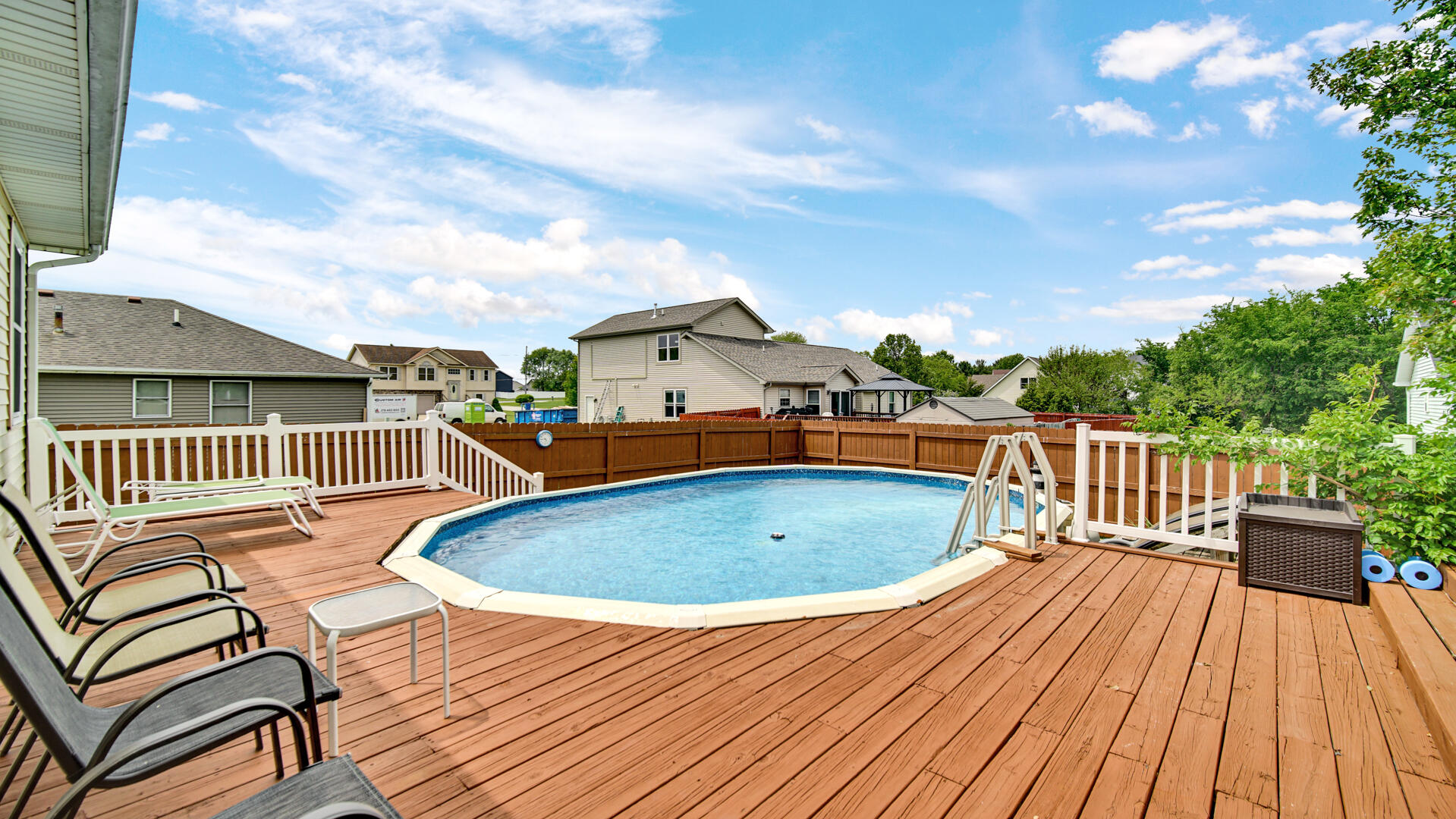 564 Fox Burrow Court