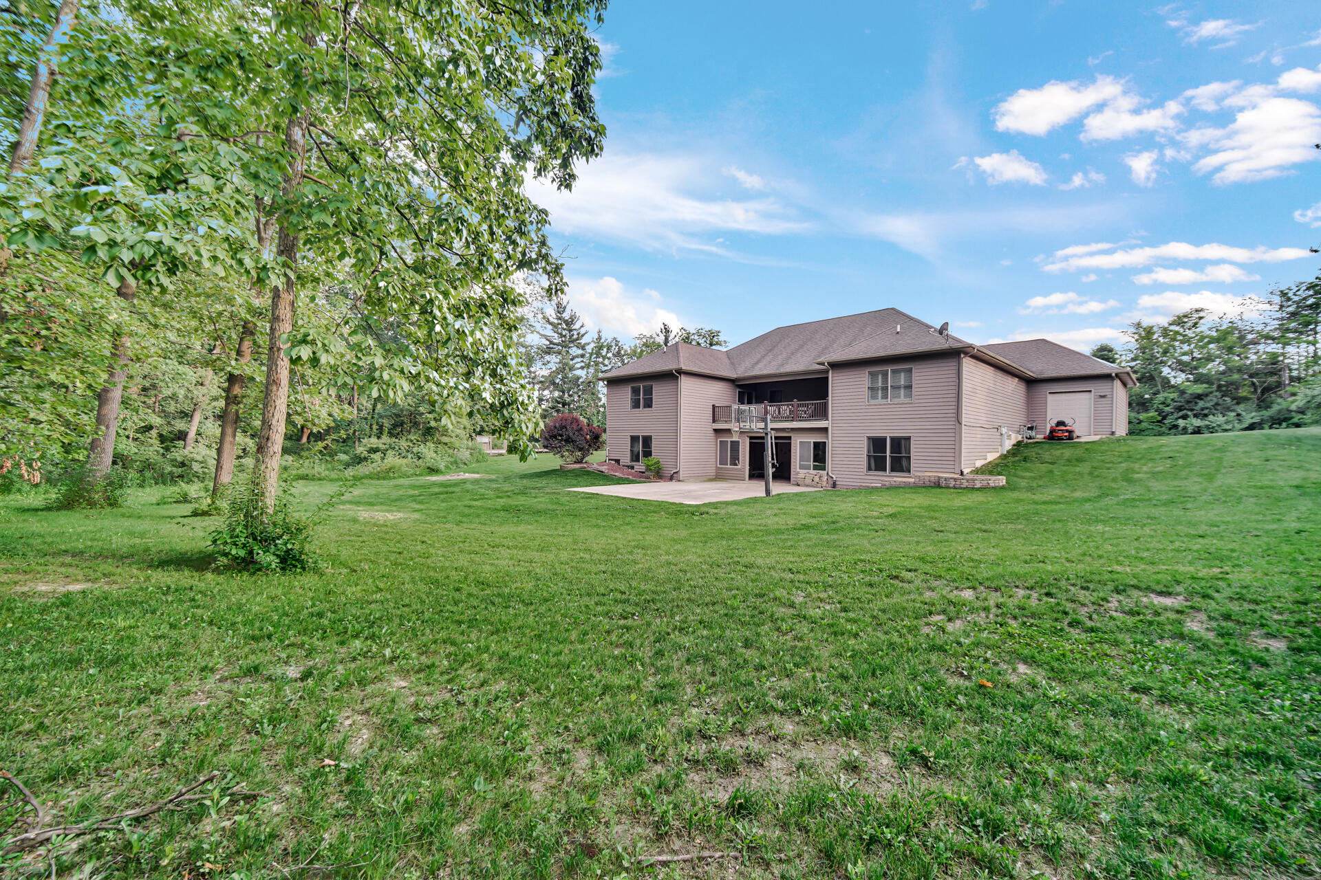 71 Liberty Lakes Drive