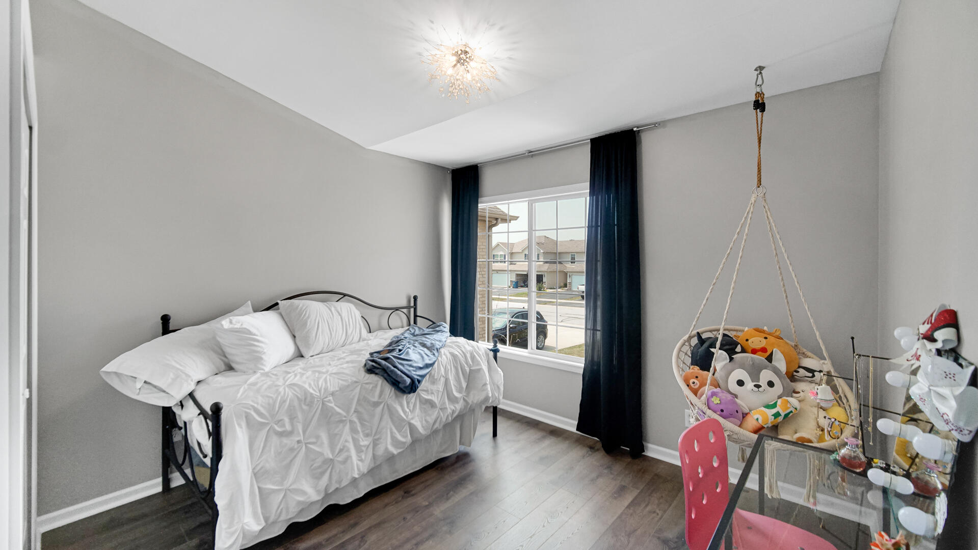 11155 Tennessee Street