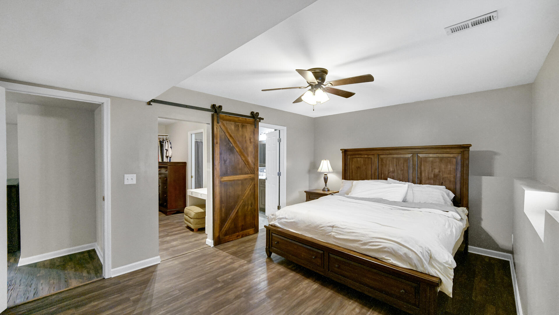 11155 Tennessee Street