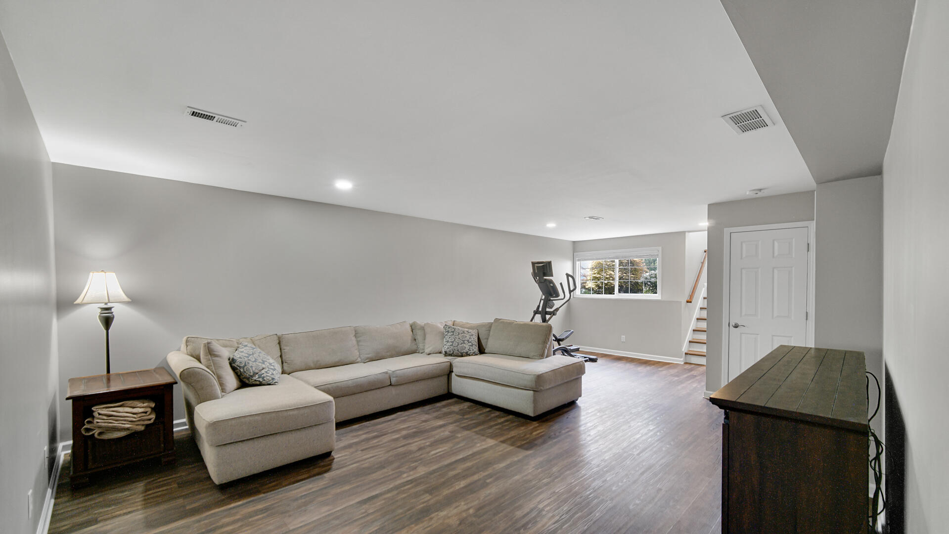 11155 Tennessee Street