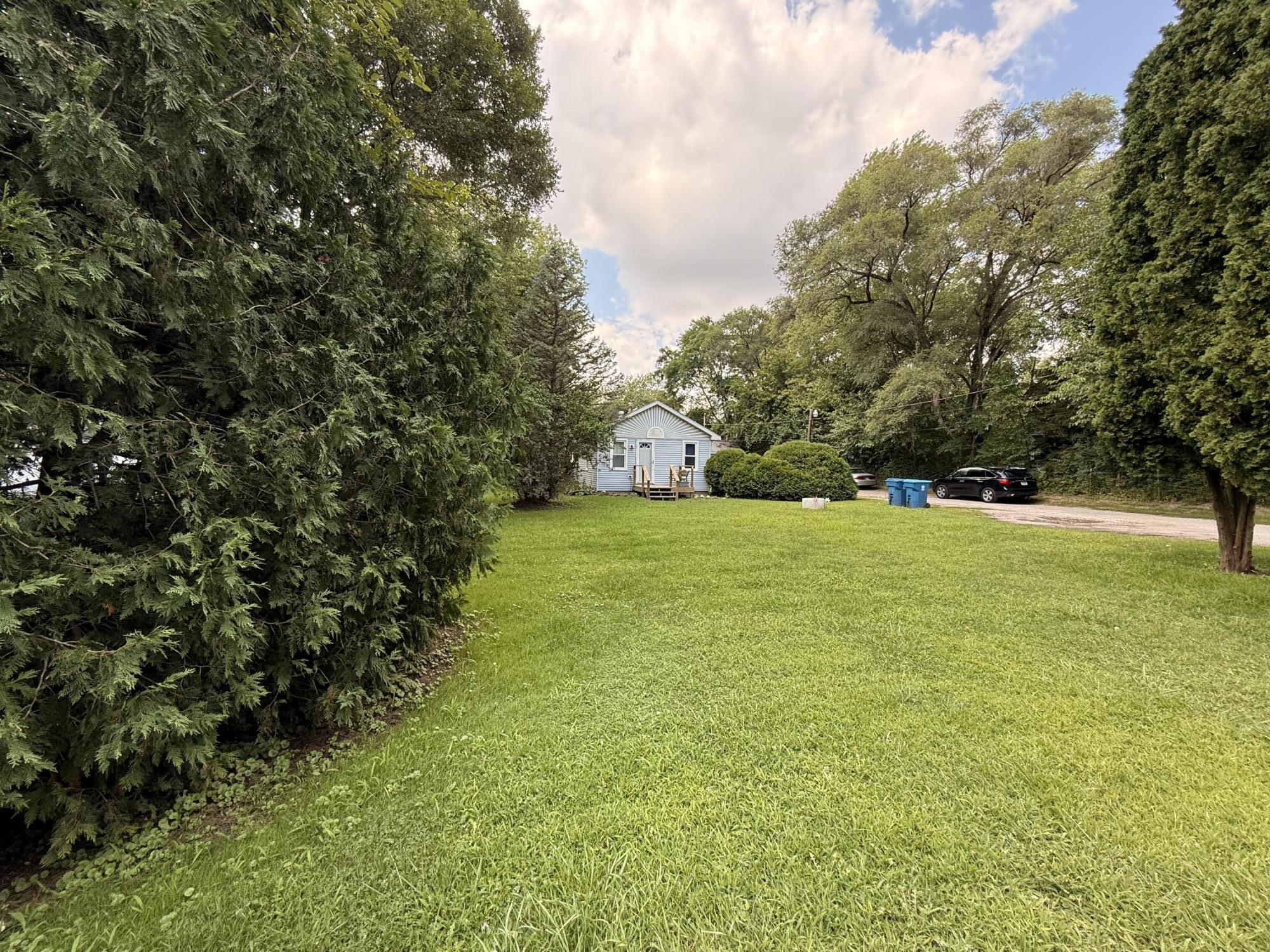 1738 Fairbanks Street