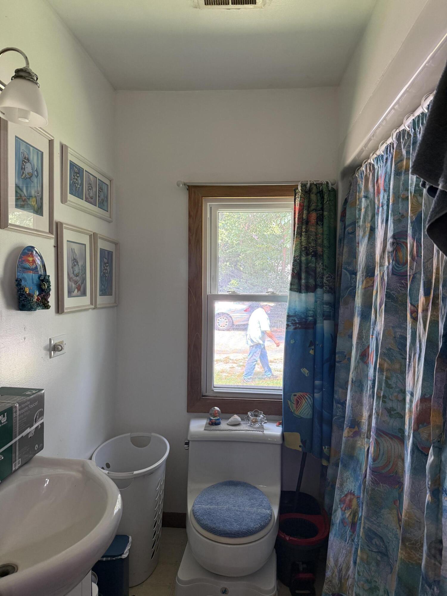 1738 Fairbanks Street