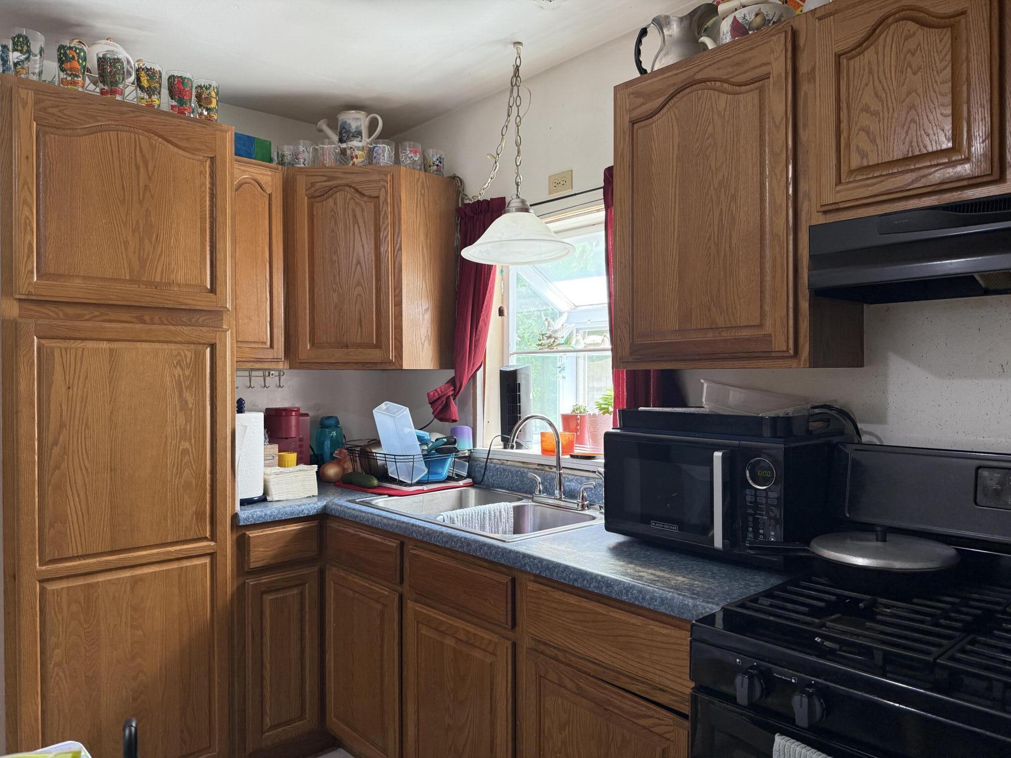 1738 Fairbanks Street