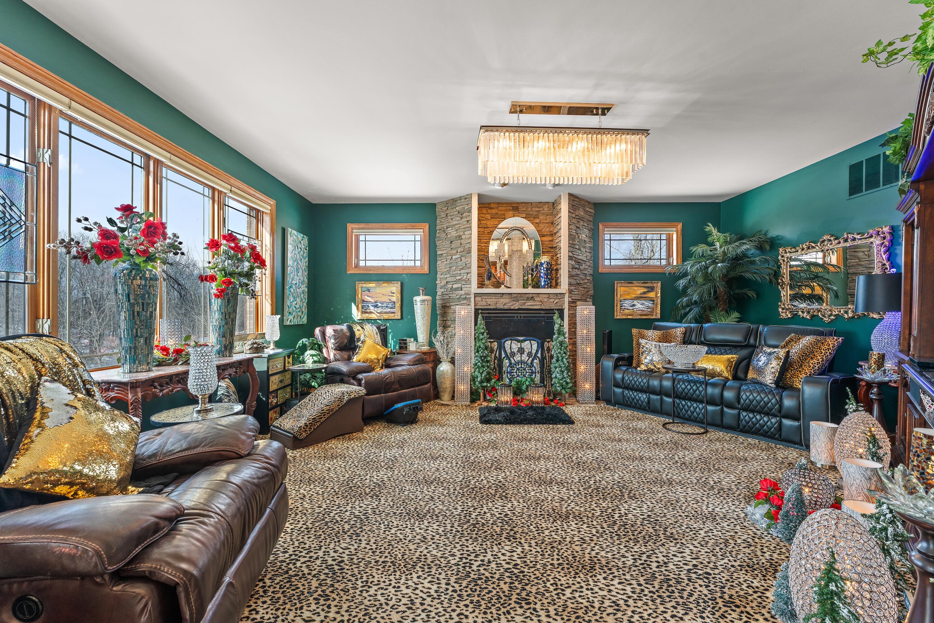 84 Liberty Lakes Drive