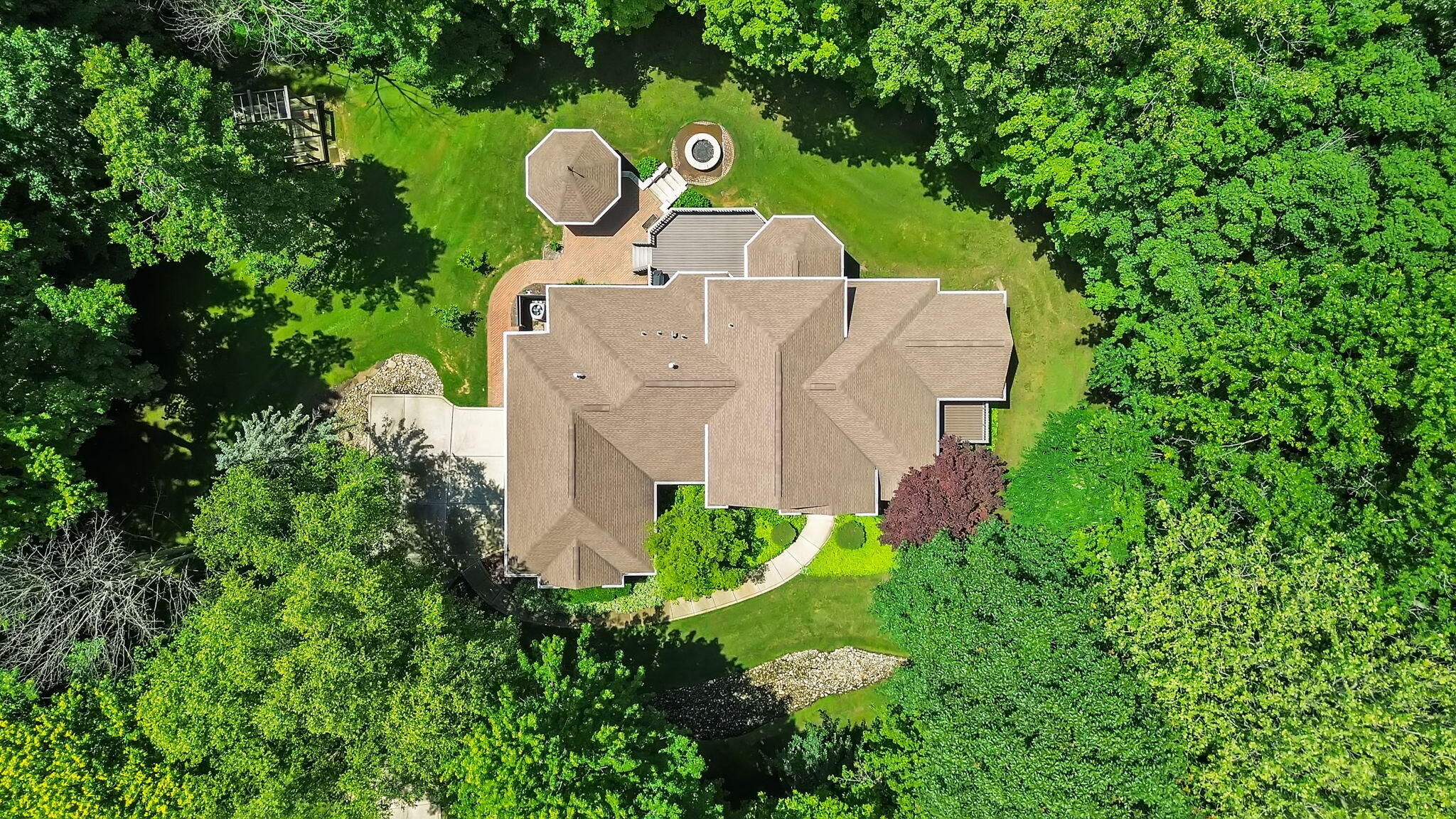 223 Crabapple Lane