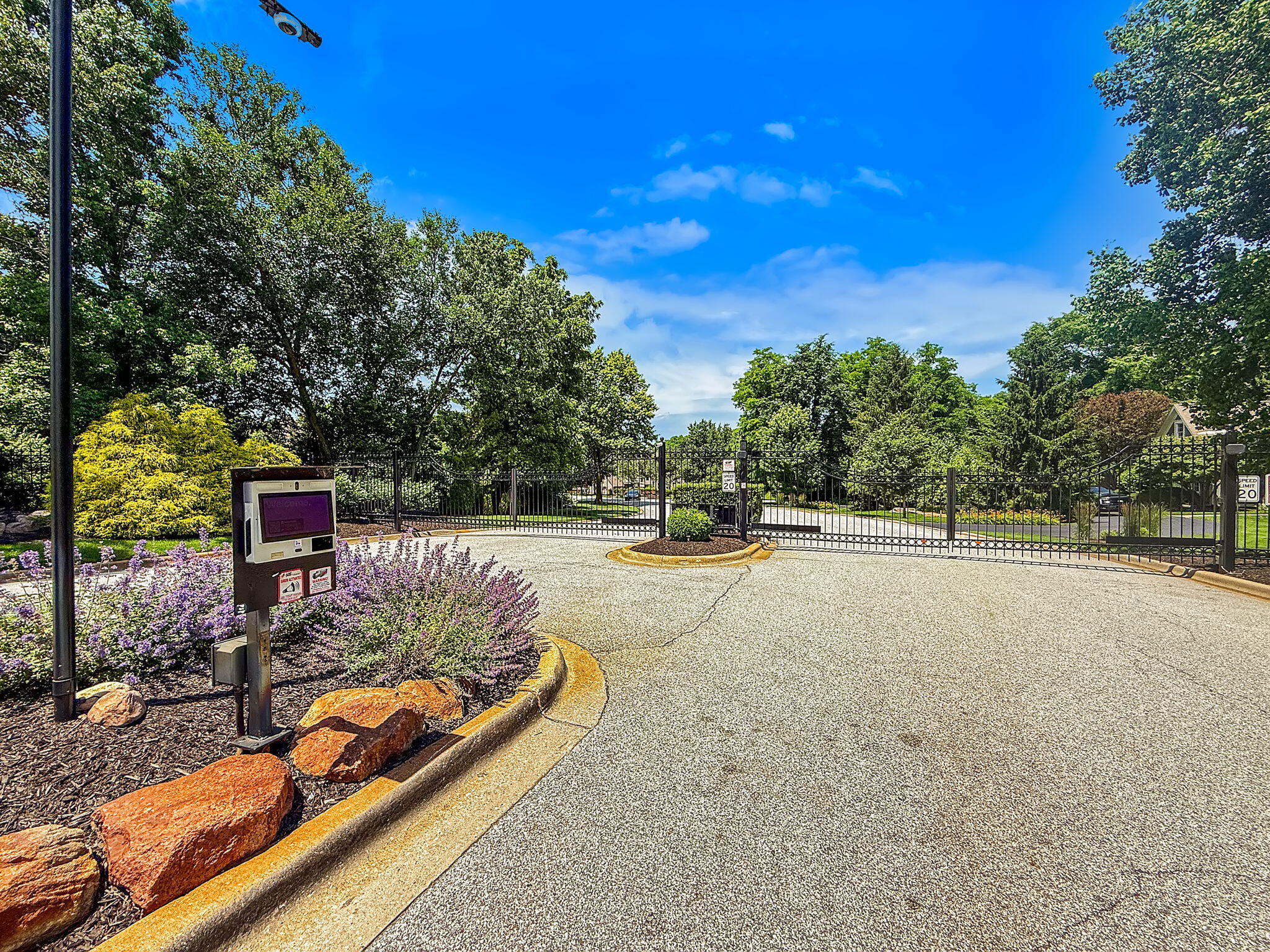 223 Crabapple Lane