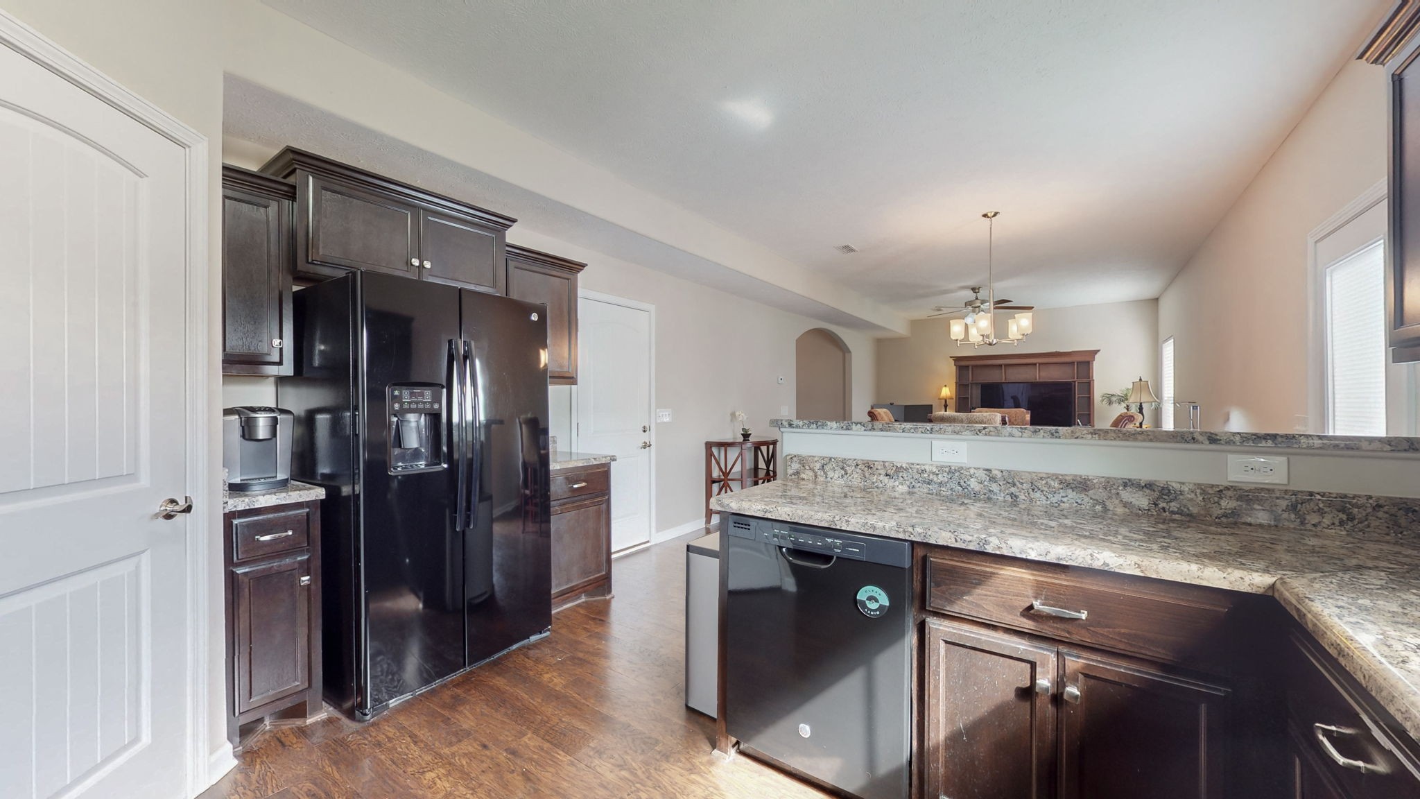 4211 Golden Sun Ct