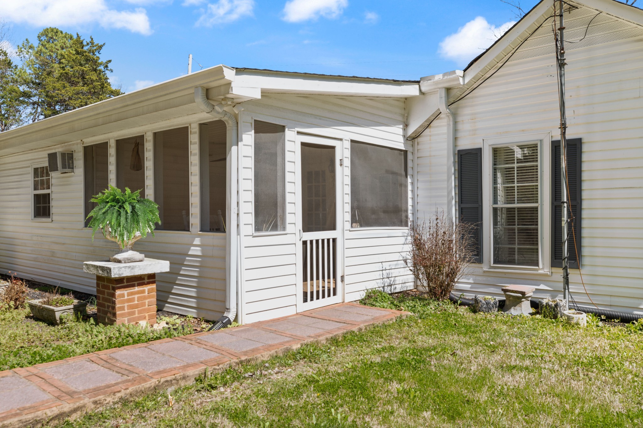 5311 Highway 13, N