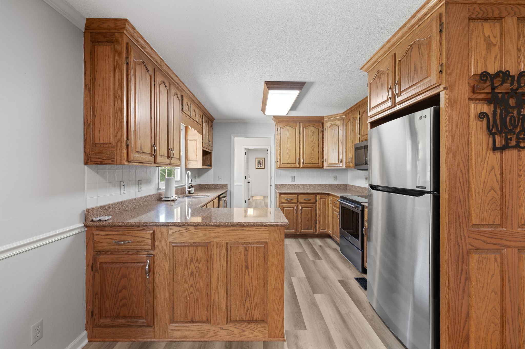 121 Twin Marys Dr