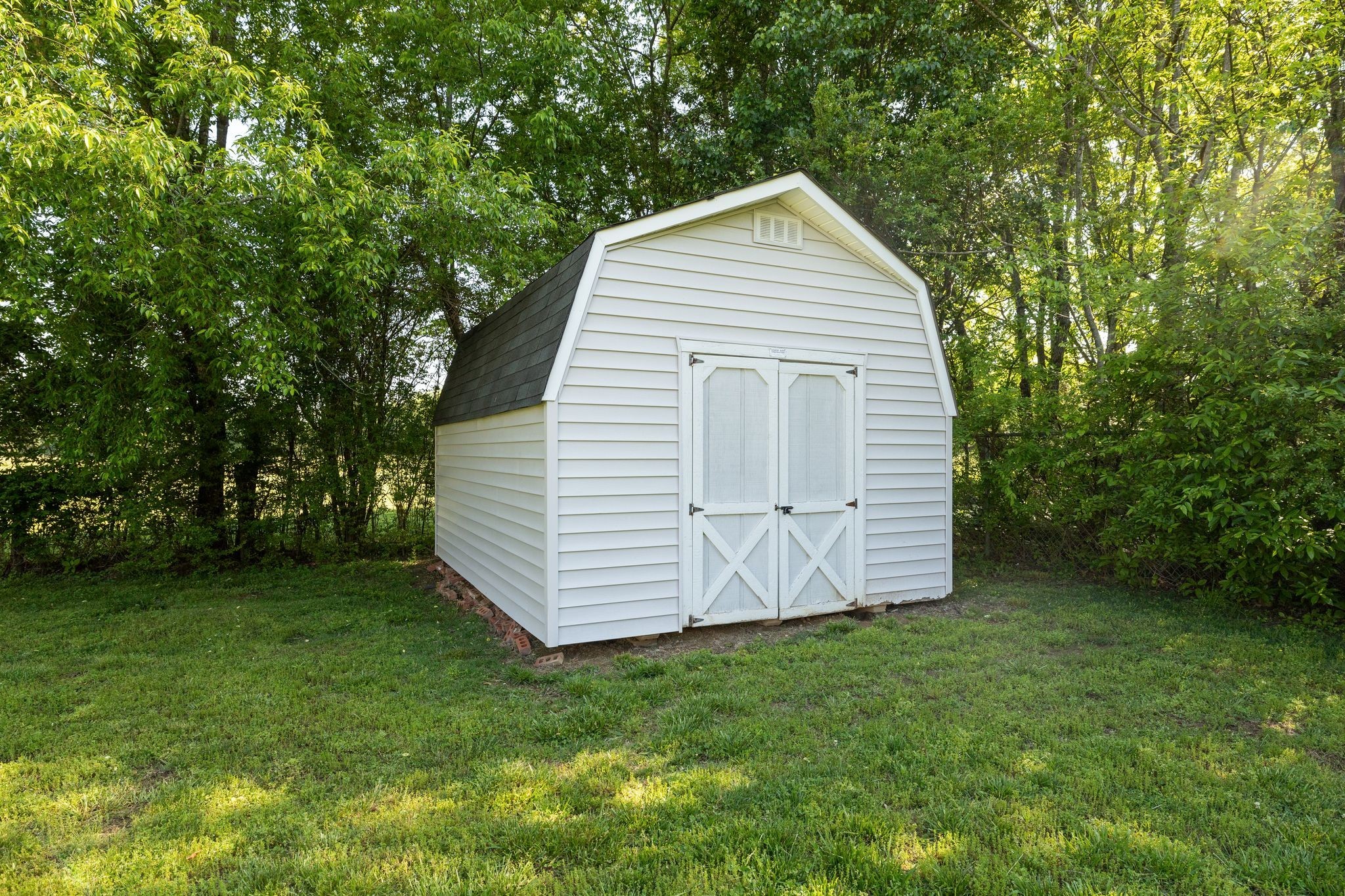 121 Twin Marys Dr